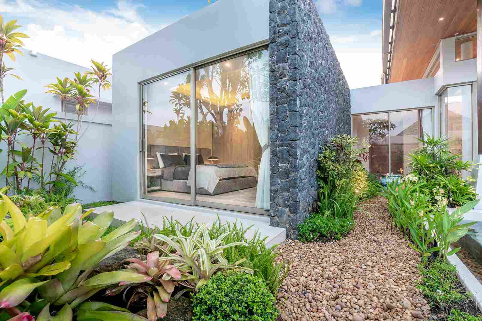 Why Aluminium Doors & Windows for Residential Buildings
